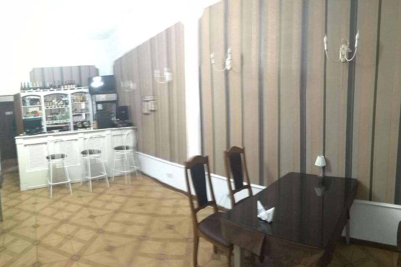 Отель Белый Камень Shevchenkiva Extérieur photo